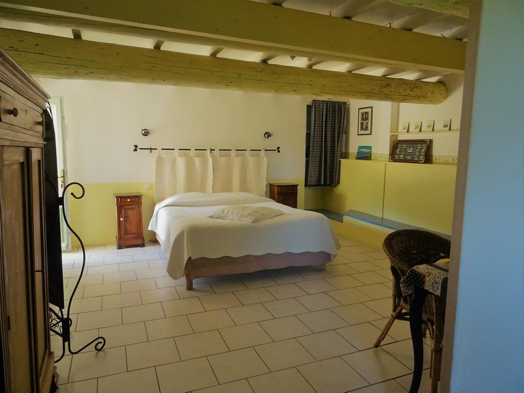 Domaine De La Grange Neuve Hotel La Roque-sur-Pernes Bagian luar foto