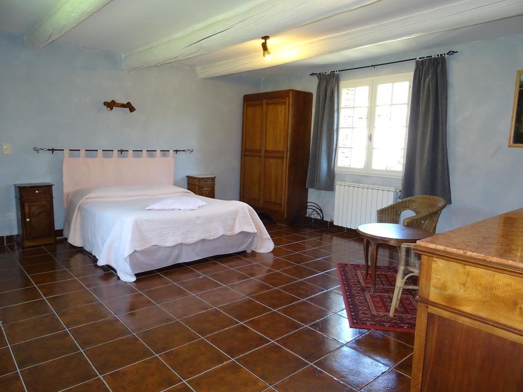 Domaine De La Grange Neuve Hotel La Roque-sur-Pernes Bagian luar foto